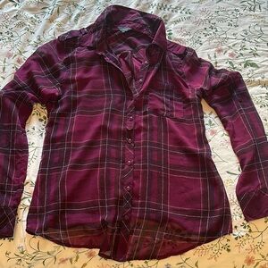 Guess, size medium, wine colour